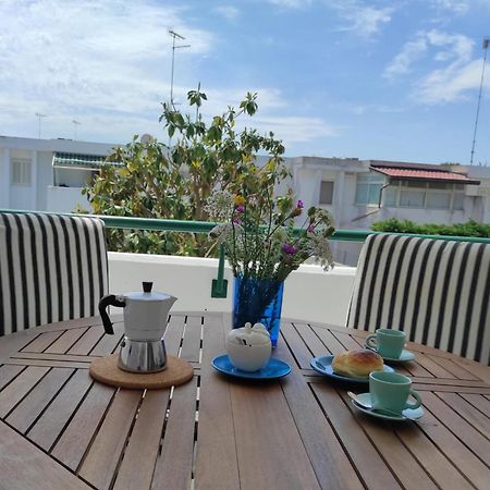 Grazioso Appartamento Vicino Al Mare ซานกาตัลโด ภายนอก รูปภาพ
